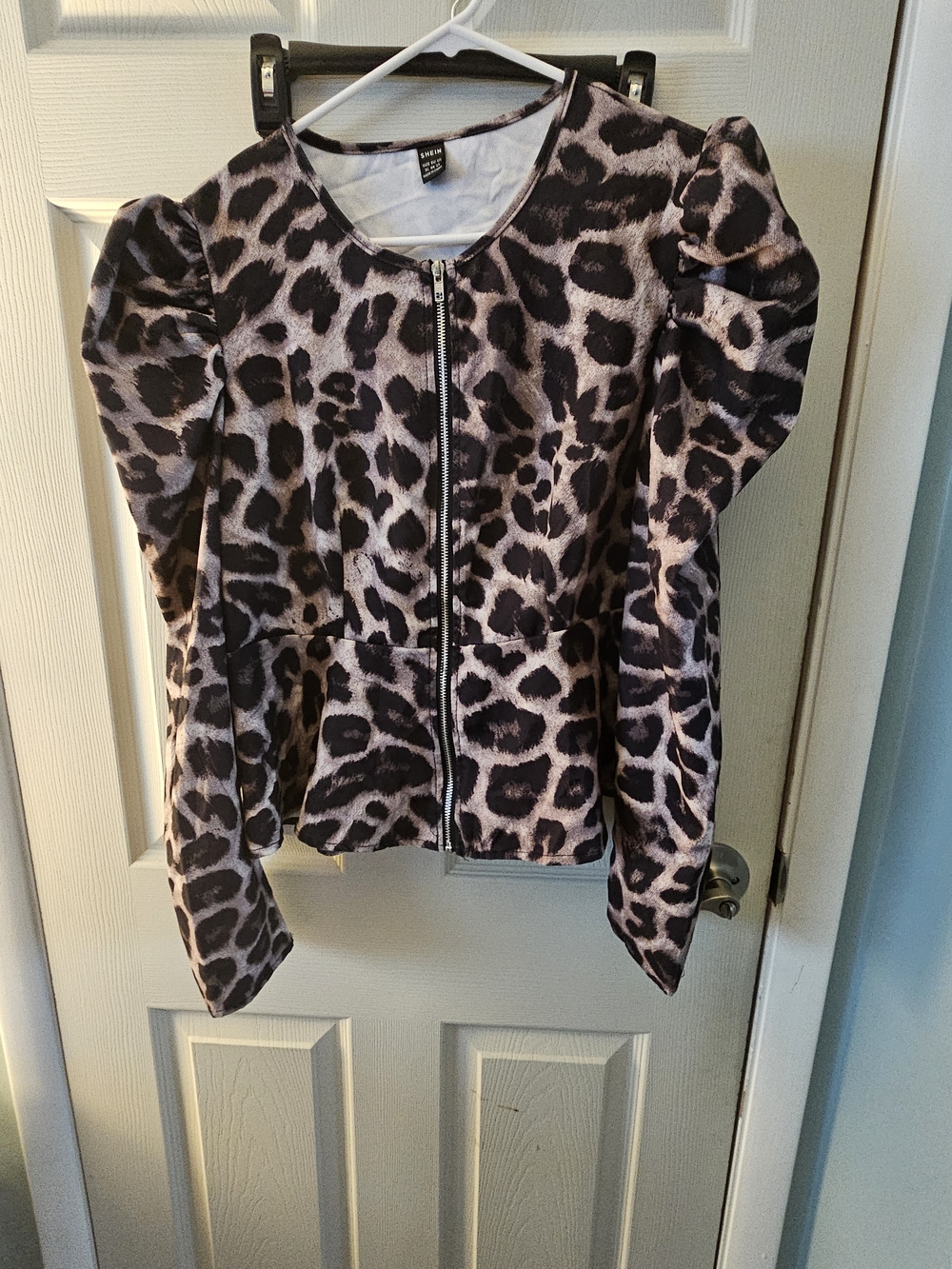 SHEIN Tan & Black Leopard Print Peplum Zip Jacket